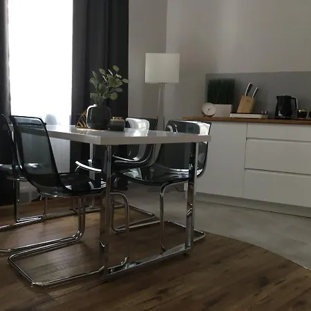 Aparthotel Marzec 3*