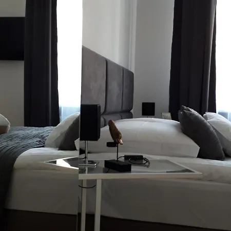 Aparthotel Marzec 3*