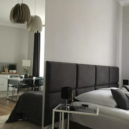 Marzec Aparthotel *