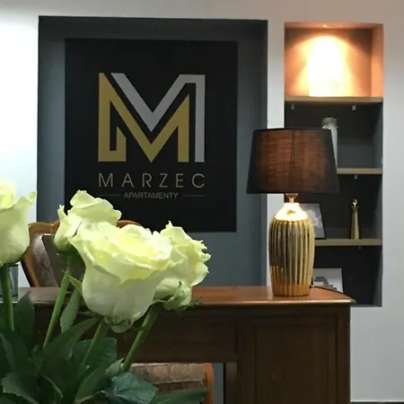 Marzec Aparthotel