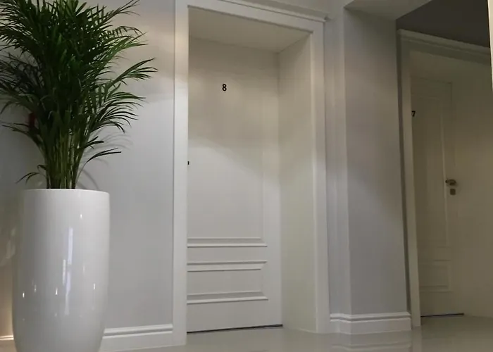 Hotel apartamentowy Marzec 3*