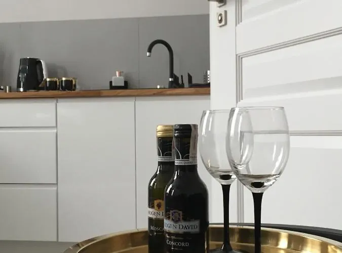 Marzec Hotel apartamentowy Gniezno