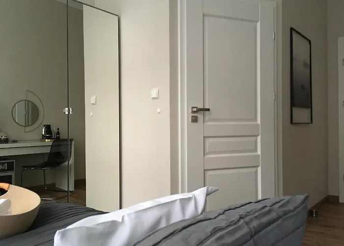 Hotel apartamentowy Marzec 3*