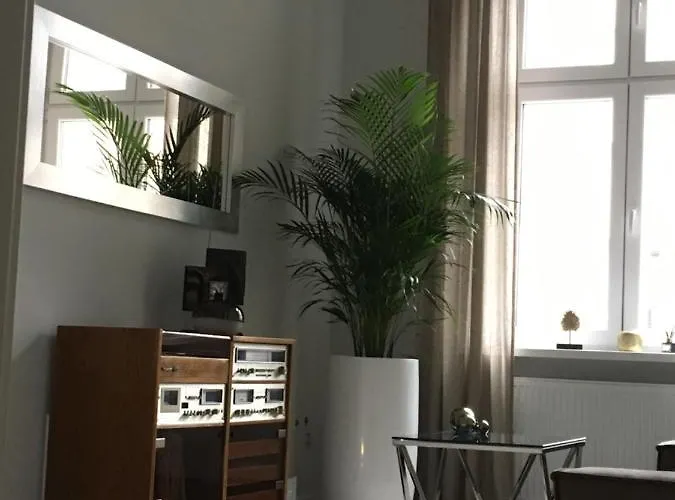 Marzec Hotel apartamentowy 3*